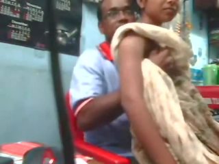 Indiýaly desi lady fucked by neighbour daýy içinde shop