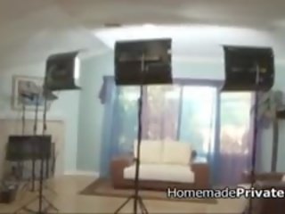 Swell titty asijské podvedl do porno mov střílet