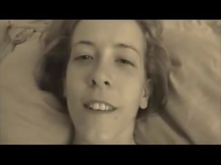 通话 女孩 石南属 briscoe 粗暴地 旧 和 爱 它!