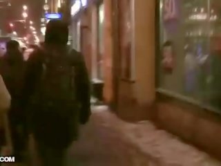 Veřejné toaleta x jmenovitý film pro pomsta