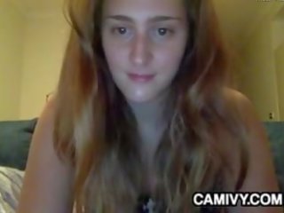 Webcam divinity Plays With Her Tits