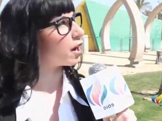 Harã­a 見よ que fuera por una historia - ザ· 壮大な テレビ reporter