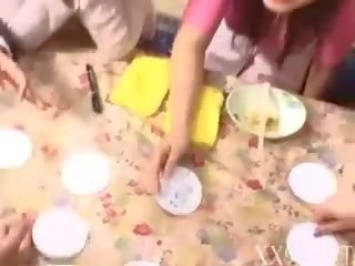 Dewasa film permainan berikutnya benda kanan setelah drink2