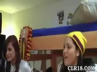 Sensational 섹시한 여성 회 자매