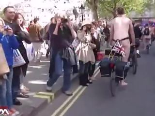 2012 ロンドン wnbr ライディング ハメ撮り 服を着た女性裸の男性 で 高解像度の ポルトガル 1