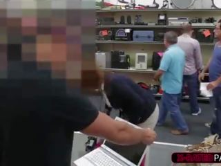 Malonus ir a krūtinga cooz gauna jos hammered iki shawn į jo ofisas