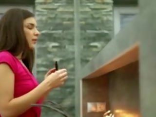 Blackhair samozadovoljevanje pred kamera