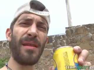 Šik dickriding jde ahead špinavý hottie připojenými opčními mnoho doba