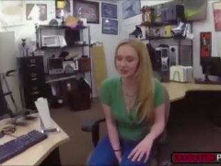 Blondýnka enchantress bere člen pro pomsta souložit