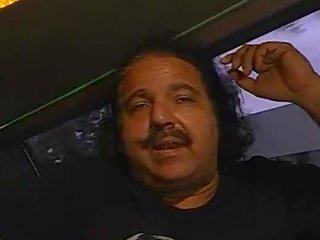 Metro - ron jeremy venice 바닷가 - 장면 1