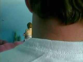 Short haired damsel getting her göt gaped