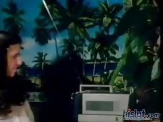 Những cô gái có một nhóm khiêu dâm