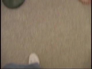 巨乳 薩拉 和 她的 玩具