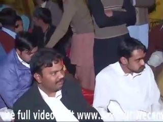 Sargodha outstanding mandi dance 2015