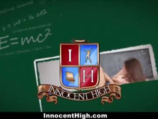 Innocenthigh - голям бюст учители асистент получава удряха