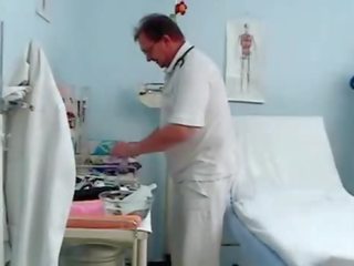 林恩 的gyno 的阴户 燧 检查 在 诊所
