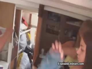 Tre bikini chicks në një jaht