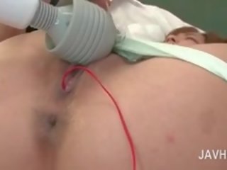 Азіатська манда і дупа граючи з здорово школа подруга