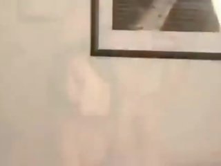대단히 굉장한 사람 과 여성