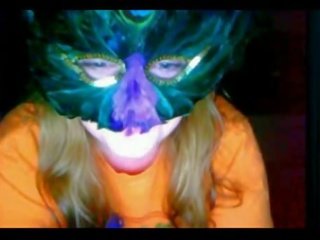 Masked jeng flashing big susu on chatroulette