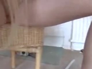 On rams tento šlapka jako ona chce to