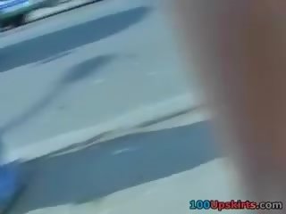 Miláček na skrytý upskirt kamera