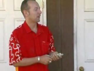 Німецька підліток трахає подібно a за