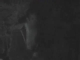 Tahapaknà rumaja kejiret wanking in the park