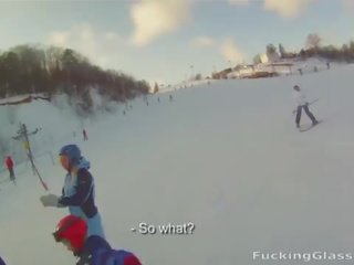 Snowboarder мацка обича чеп