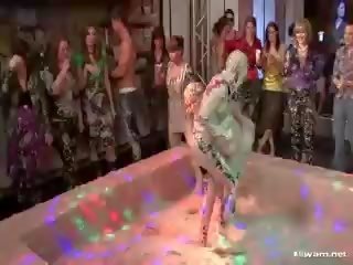 Mud pit боротьба