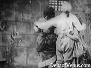 Bastille diena - senovinis nešvankus video 1920s