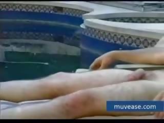 Minu ema keppimine poolt a bassein päike leotatud perfected muveaseco