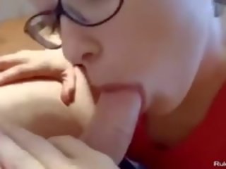 Bj 和 附帶 加載 在 口