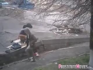 Rumaja fucks fast on publik jalan