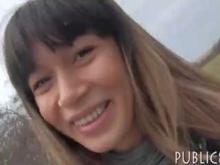 Super eurobabe terbentur dalam yang hutan oleh orang asing untuk wang