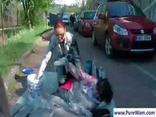 女 得到 野 在 这 在户外 wam 现场