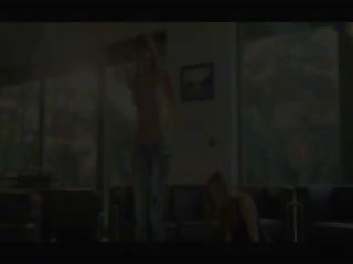 凶手 lezzie 辣妹 上 该 皮革 沙发