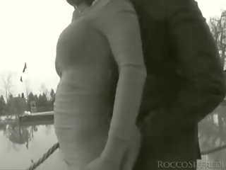 Götüne jaýirmak humiliate franceska ulylar uçin film gul turning it int