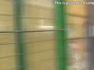 Нудисти тийнейджър чука а youth в на парк