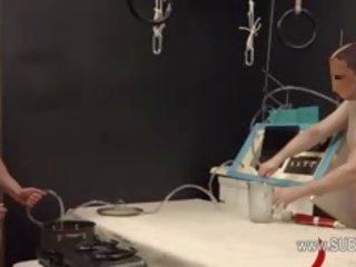 Kohteeseen paljon of köysi ja äärimmäisissä bdsm alistuva makinglove