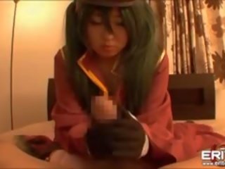 Зухвала японська cosplayer отримує манда товчений і creampied