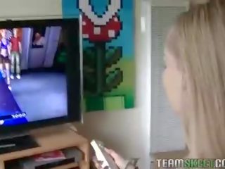 Lassie je arousing knoflíček s ji irrumation práce