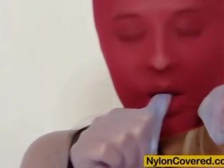 Sensational blondinka red spandeks maska on her ýüz