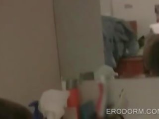 Обилен колеж красота като ученички джонсън за а майната