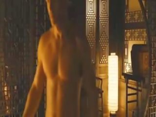 Berenice marlohe skyfall