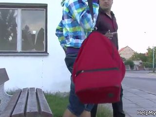 Stranger earns pul for sharing his aýaly