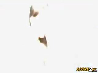 挑 我 向上 和 戳 我.