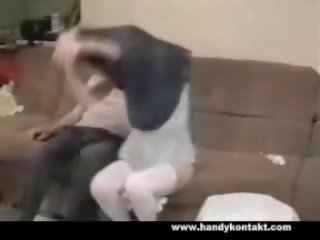 아마추어 브루 넷의 사람 좋다고 그를 에 그만큼 입술 과 도착 고양이 엿