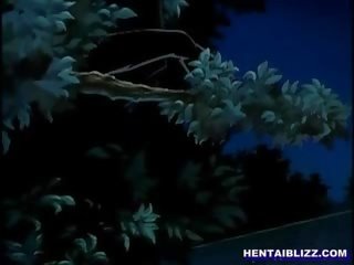 Hentai makakakuha ng squeezed kanya bigtits at mahirap poked sa pamamagitan ng mahirap gu