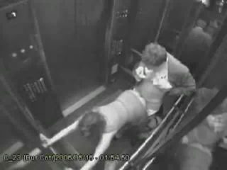 호색의 두 점점 exceptional 에 이 elevator 영화